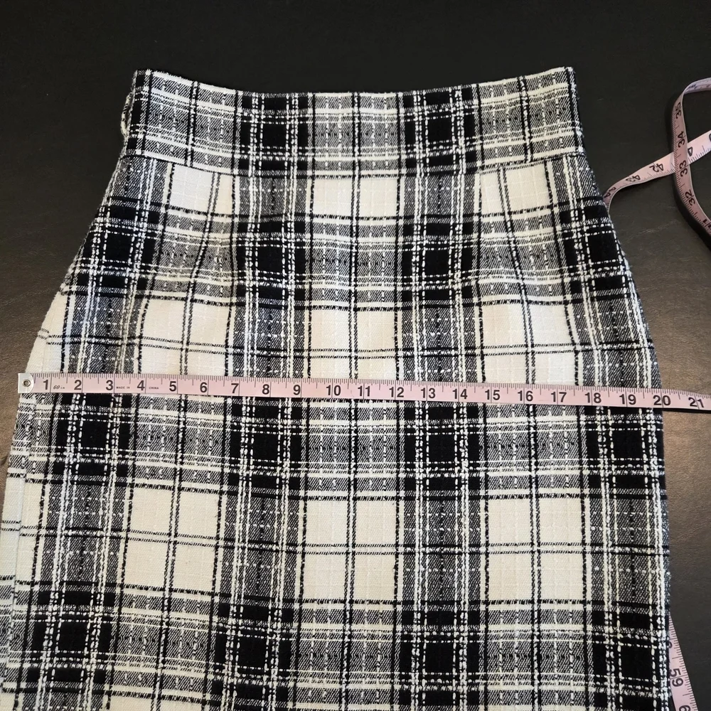 Antonio Melani Plaid Black and White Pencil Women's Skirt Size 6